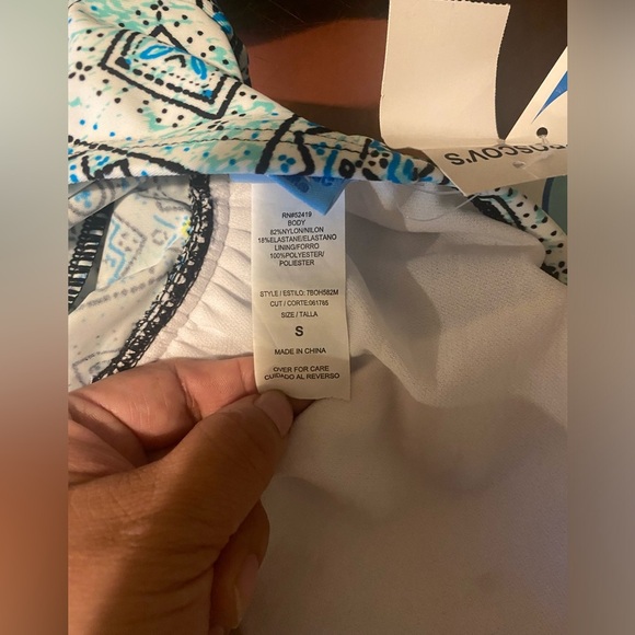 Ocean Avenue swim top - Picture 5 of 6